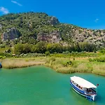 Bercu Paradise Vilă *